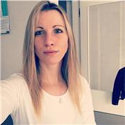 Salve,
Vengo da Lussemburgo e parlo il Lussemburghese, Francese, Tesesco, Inglese medio.
Cerco lavoro a Foggia per insegnare le lingue .
Mi trasferisco a Settembre per raggiungere il mio compagno in Italia.
Mi potete contattare tramite il mio mail 
Per or